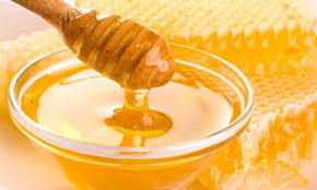 Dùng mật ong chữa nấc cục 